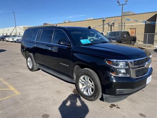 2019 Chevrolet Suburban LT