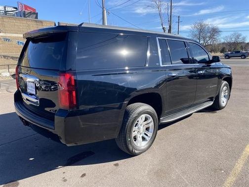 2019 Chevrolet Suburban LT