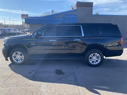 2019 Chevrolet Suburban LT