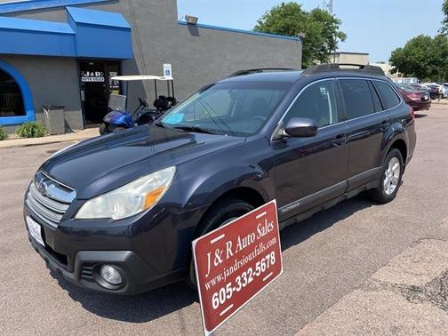 Graphite Gray Metallic 2013 Subaru Outback 2.5i Premium