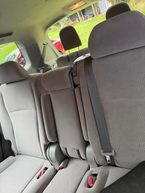 gray 2009 Toyota Highlander Base