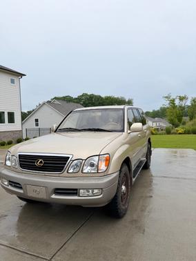 gold 2002 Lexus LX 470
