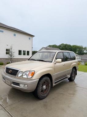 gold 2002 Lexus LX 470