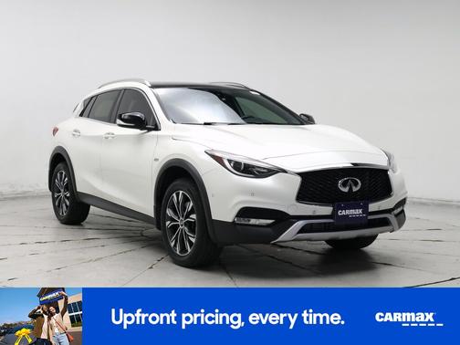 2018 INFINITI QX30 Premium