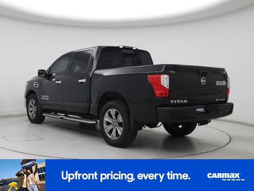 2017 Nissan Titan SV