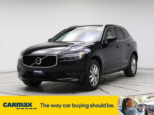 2021 Volvo XC60 T5 Momentum