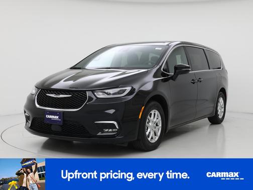 Black 2025 Chrysler Pacifica Select