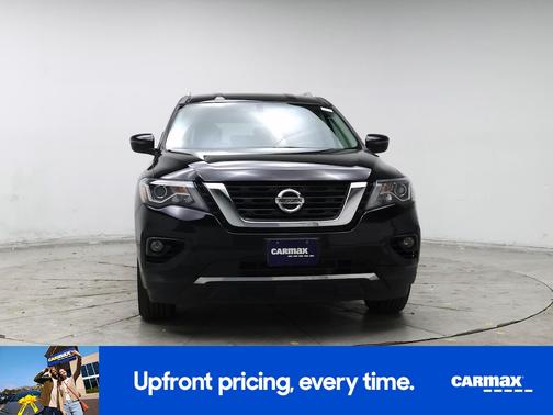 2017 Nissan Pathfinder SV