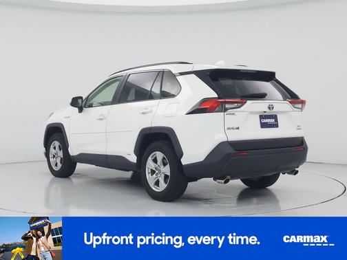 White 2019 Toyota RAV4 Hybrid XLE