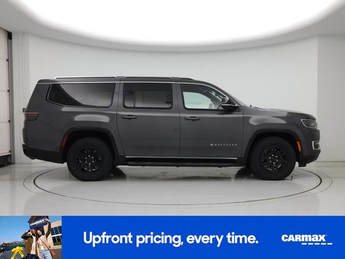 Gray 2023 Jeep Wagoneer L