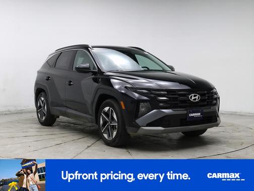 Black 2025 Hyundai TUCSON SEL