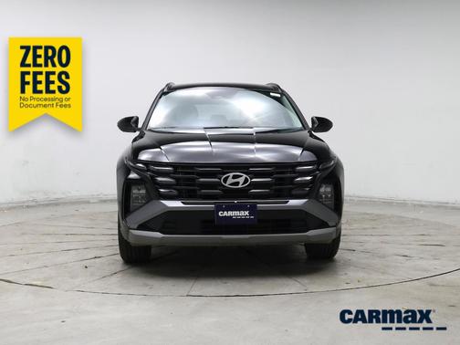 Black 2025 Hyundai TUCSON SEL