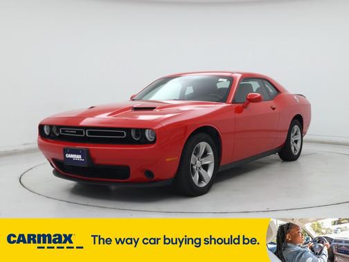 2016 Dodge Challenger SXT