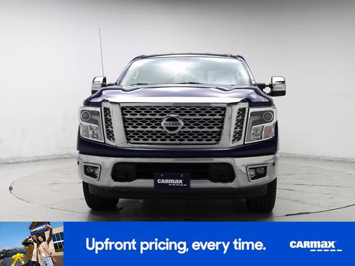 2017 Nissan Titan SL