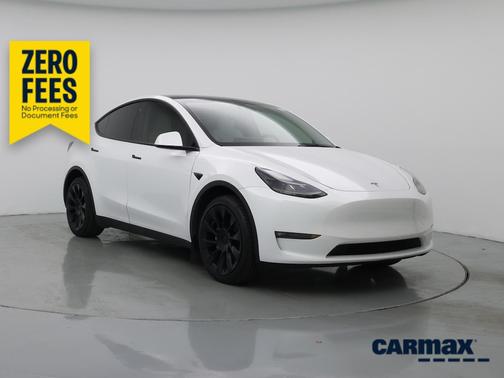 White 2023 Tesla Model Y Long Range