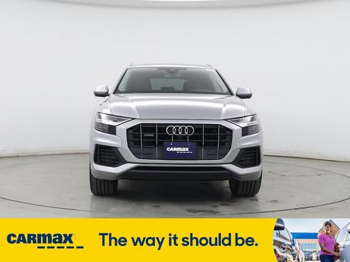2022 Audi Q8 Premium