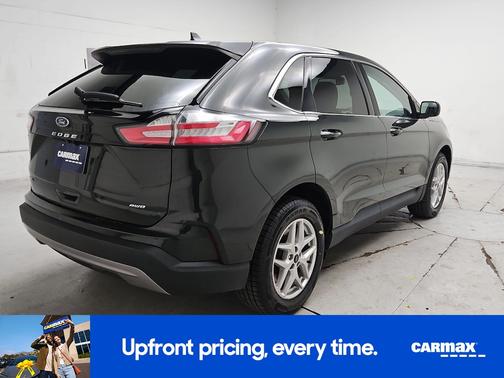 Green 2023 Ford Edge SEL