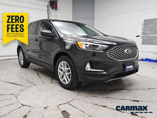 Green 2023 Ford Edge SEL