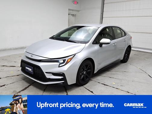 Silver 2023 Toyota Corolla SE