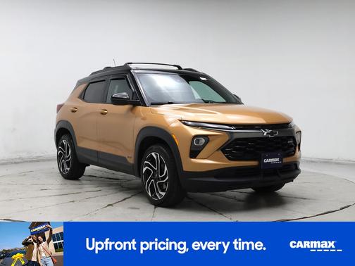 Gold 2024 Chevrolet Trailblazer RS