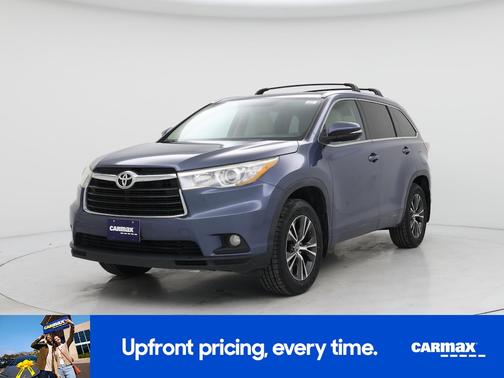 Blue 2016 Toyota Highlander XLE