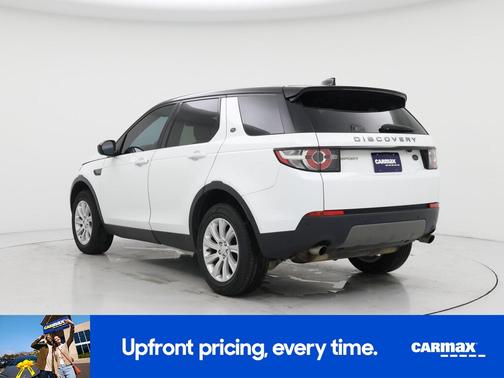 White 2018 Land Rover Discovery Sport SE