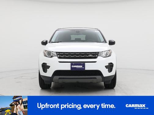 White 2018 Land Rover Discovery Sport SE