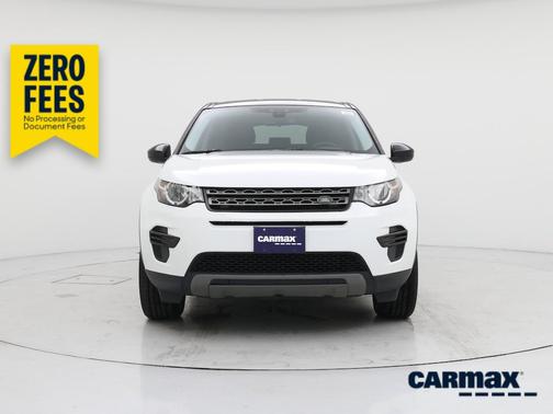 White 2018 Land Rover Discovery Sport SE