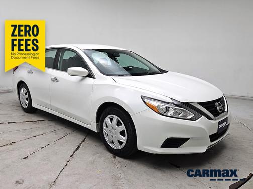 White 2017 Nissan Altima S