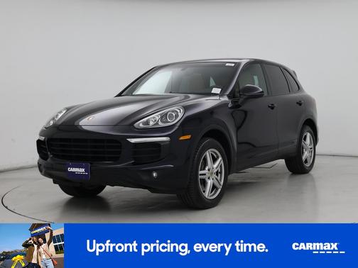 2016 Porsche Cayenne Base (Tiptronic)