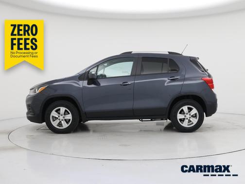 Gray 2022 Chevrolet Trax LT