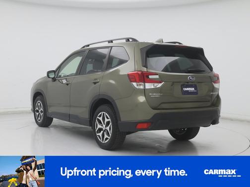 Green 2023 Subaru Forester Premium