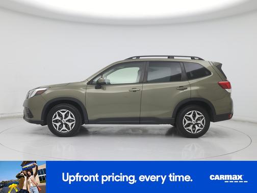 Green 2023 Subaru Forester Premium