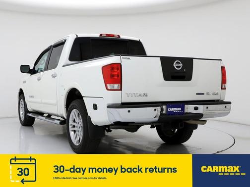 Photo 2 of 24 of 2012 Nissan Titan SL