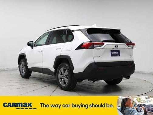 2022 Toyota RAV4 Hybrid LE