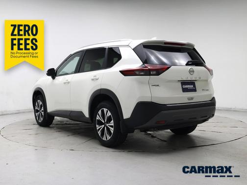 White 2023 Nissan Rogue SV