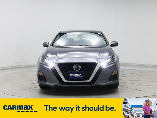 2021 Nissan Altima SV