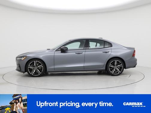 2019 Volvo S60 T6 R-Design