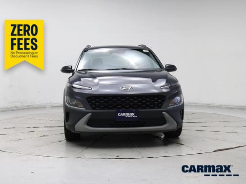 Gray 2023 Hyundai KONA SEL