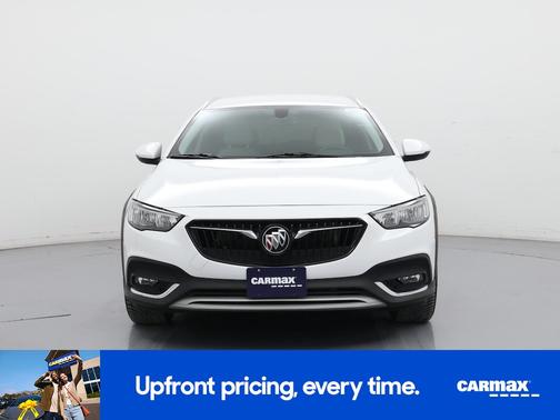 2019 Buick Regal TourX Essence