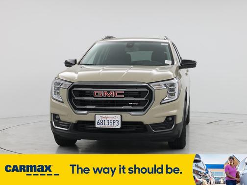 2022 GMC Terrain AT4