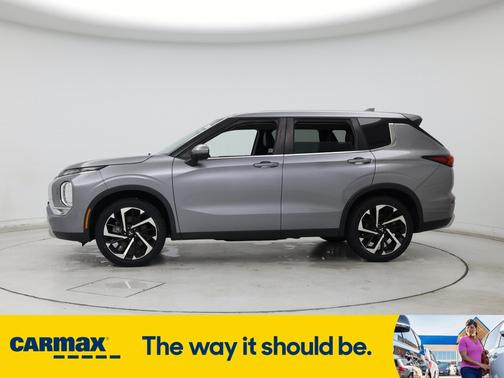 2022 Mitsubishi Outlander SE