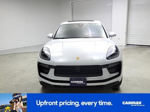 White 2024 Porsche Macan