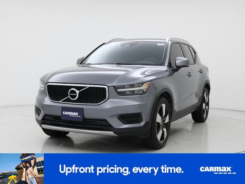 Gray 2019 Volvo XC40 T5 Momentum