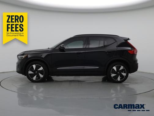 Black 2025 Volvo EX40 Twin Core