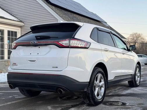 2016 Ford Edge SE