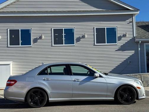 2011 Mercedes-Benz E-Class 4MATIC