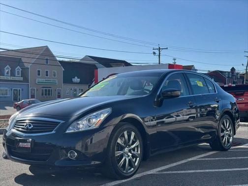 2013 INFINITI G37x Base