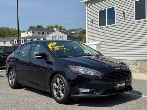 Shadow Black 2016 Ford Focus SE