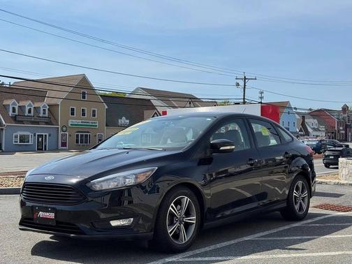 Shadow Black 2016 Ford Focus SE